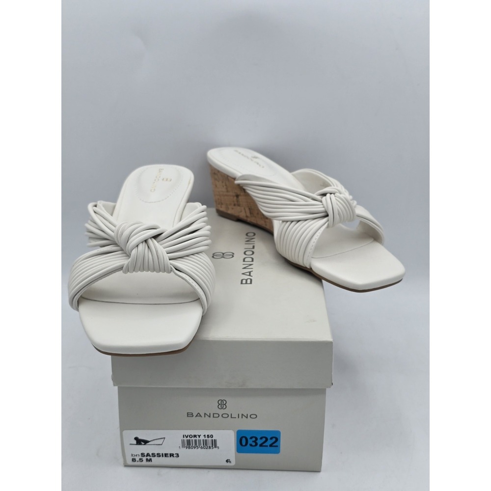 Bandolino Women's SASSIER 3 Wedge‎ Sandal | White Ivory 150 | Sz 8.5 M